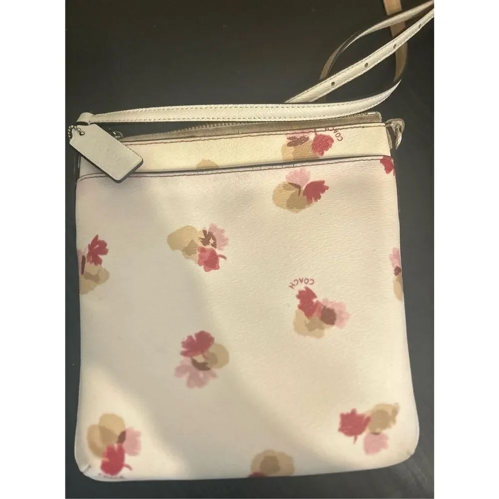 Coach Purse - Picture 2 of 7